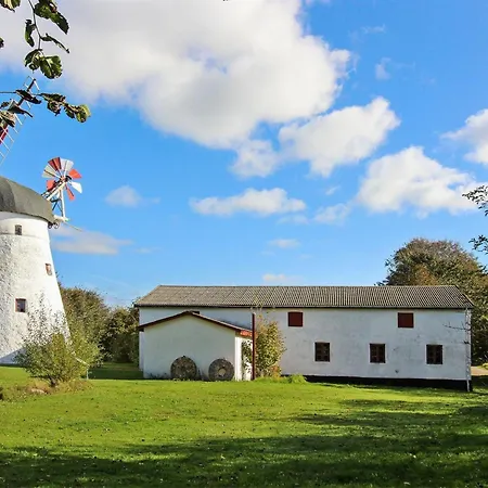 Feriehus Eeske - 800m From The Sea By Interhome *